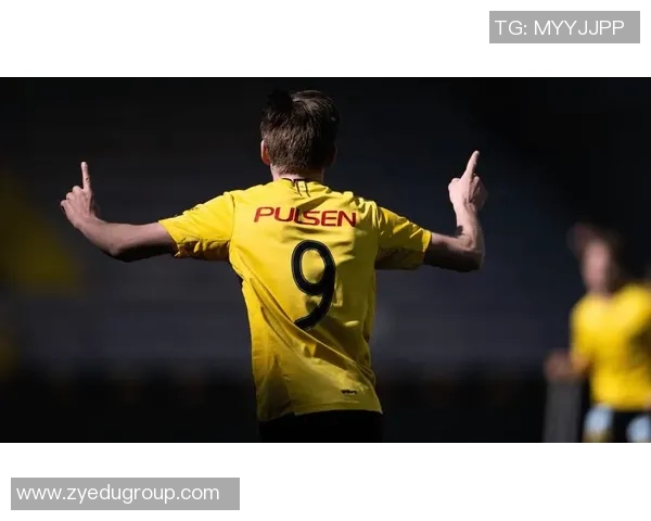 W德与莫尔德的精彩对决揭示了足球战术的博弈与球队实力的较量 W德与莫尔德的精彩对决揭示了足球战术的博弈与球队实力的较量