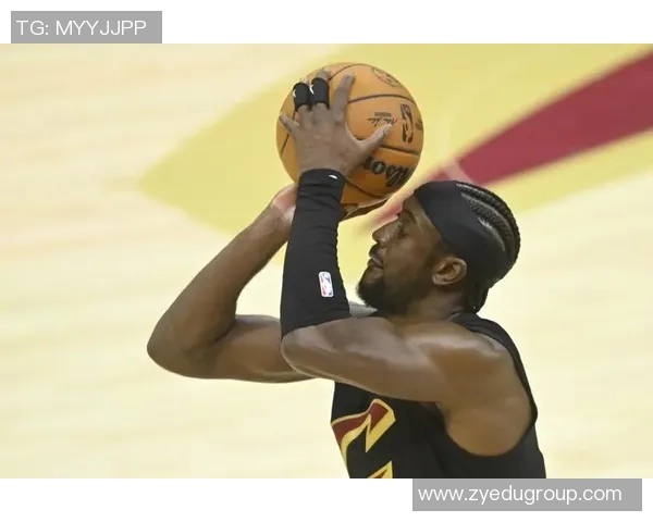 卡里斯勒韦尔:从潜力新星到NBA赛场的闪耀之路 卡里斯勒韦尔:从潜力新星到NBA赛场的闪耀之路